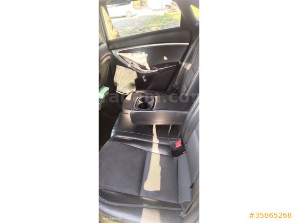 Sahibinden Hyundai i30 1.6 GDi Elite 2014 Model  134.000 km Beyaz