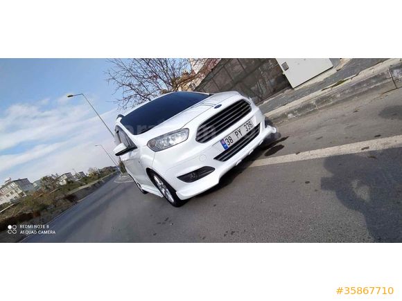 Sahibinden Ford Tourneo Courier 1.6 TDCi Titanium Plus 2015 Model 
