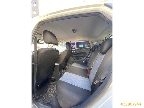 Acill Sahibinden Ford Fiesta 1.4 TDCi Titanium X 2012 Model