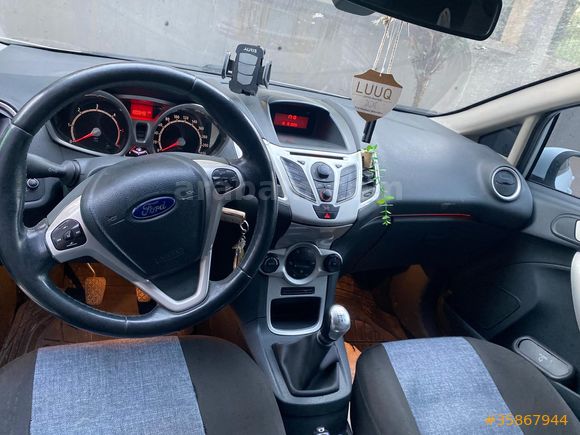 Acill Sahibinden Ford Fiesta 1.4 TDCi Titanium X 2012 Model