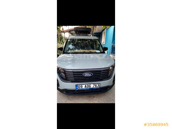 Sahibinden Ford Tourneo Courier 1.5 EcoBlue Titanium 2024 Model
