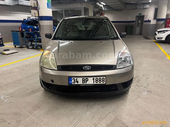 Sahibinden Ford Fiesta 1.4 TDCi Comfort 2004 Model  286.000 km Şampanya