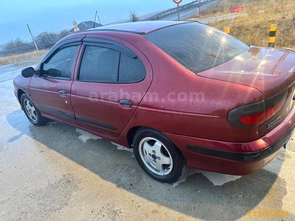 Sahibinden Renault Megane 2.0 RXE 1998 Model