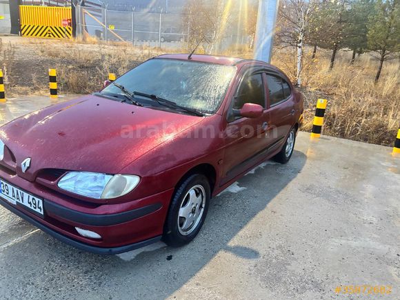 Sahibinden Renault Megane 2.0 RXE 1998 Model