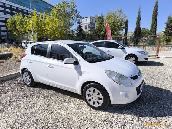 BOYASIZ-OTOMATİK VİTES- 1.4 MOTOR-LPGLİ-İ20