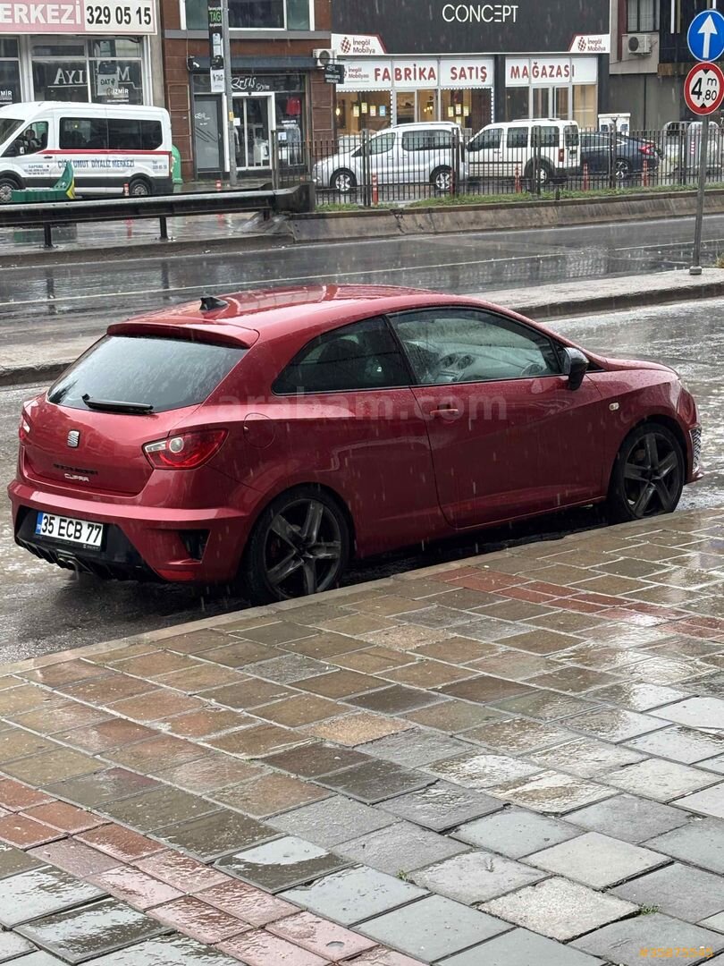 Sahibinden Seat Ibiza 1.4 TSI Sport Coupe Cupra 2011 Model İzmir 226.300 km Kırmızı 4