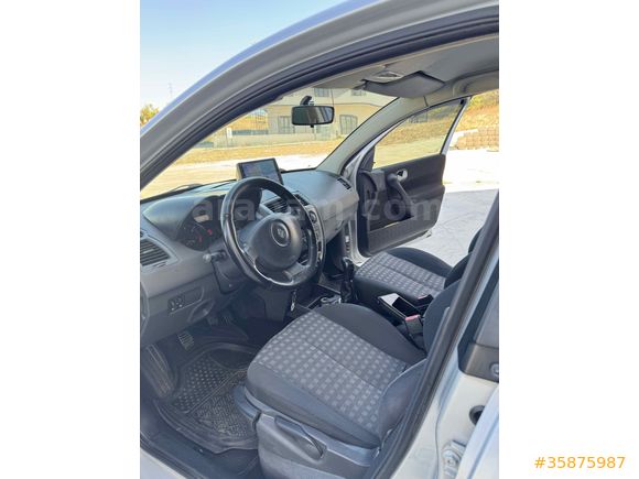 Sahibinden Renault Megane 1.5 dCi Authentique 2009 Model 