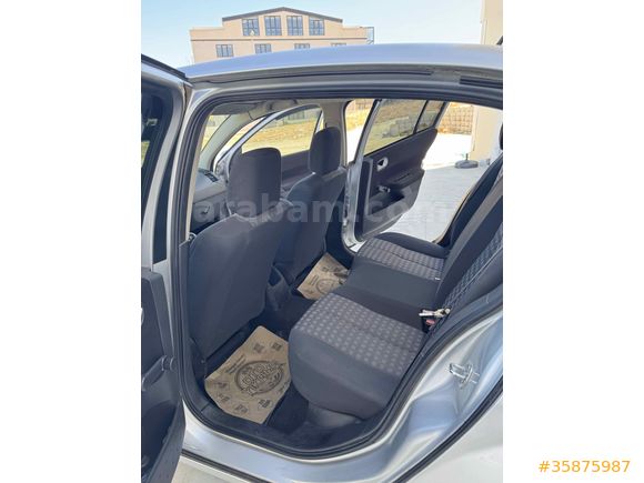 Sahibinden Renault Megane 1.5 dCi Authentique 2009 Model 