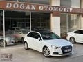 BOYASIZ 2020 AUDİ A3 35 TFSİ DESİNG 150HP CAM TAVAN YARIM DERİ