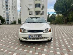Galeriden Ford Fiesta 1.25 Ghia 2001 Model Adana