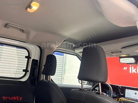 TRUSTY ONATÇA'DAN FORD TOURNEO COURİER