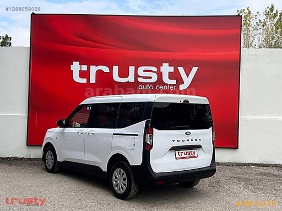 TRUSTY ONATÇA'DAN FORD TOURNEO COURİER