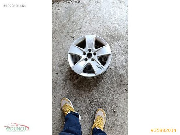 SKODA OCTAVİA TEK JANT