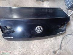 PASSAT B8 BAGAJ KAPAĞI