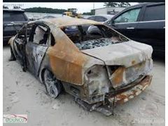 VW PASSAT B8 MOTOR KAPUTU (ORTA DERECE YANIK)