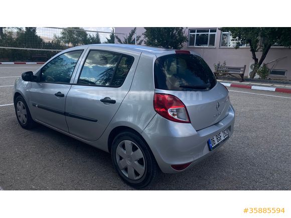 Sahibinden Renault Clio 1.5 dCi Authentique 2012 Model  285.000 km Gri