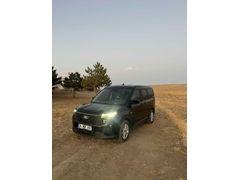 Sahibinden Ford Tourneo Courier 1.0 EcoBoost Titanium 2024 Model
Fiyatta pazarlık olur cıddı alıcıya buyuk pazarlıkda olur
Aracım temiz aıle aracı 