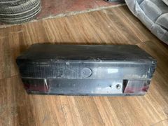 BMW e34 bagaj kapağı