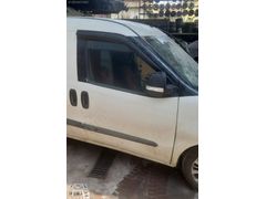 FİAT DOBLO 2015 SAĞ ÖN KAPI