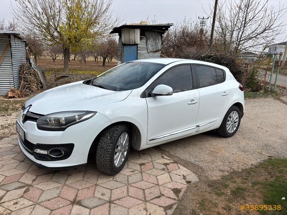 Sahibinden Renault Megane 1.6 Touch Plus 2015 Model