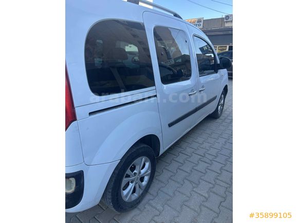 Galeriden Renault Kangoo Multix 1.5 dCi Touch 2013 Model Mardin
