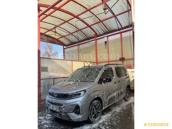 ACİLL Sahibinden Opel Combo otomotik  Essential 2025 Model  