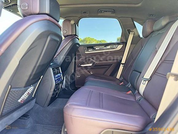 BAŞARAN 2025 PORSCHE CAYENNE E-HYBRID E3 II - BOYASIZ - BAYİ