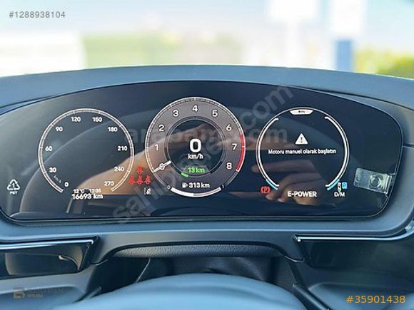 BAŞARAN 2025 PORSCHE CAYENNE E-HYBRID E3 II - BOYASIZ - BAYİ