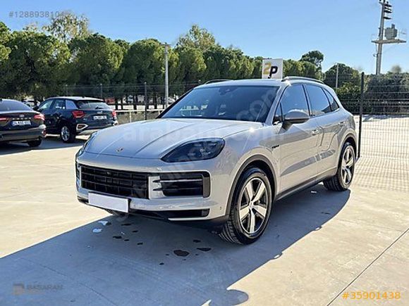 BAŞARAN 2025 PORSCHE CAYENNE E-HYBRID E3 II - BOYASIZ - BAYİ