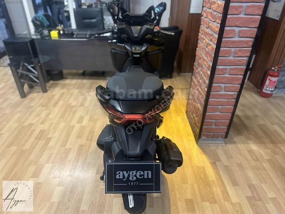 BOYASIZ - 2024 HONDA Forza 250 (NSS250) SADECE 6001 KM'DE