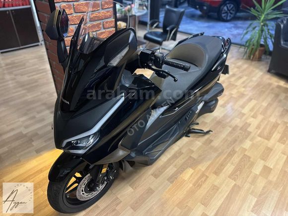 BOYASIZ - 2024 HONDA Forza 250 (NSS250) SADECE 6001 KM'DE