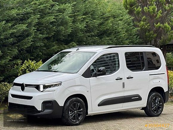 SAFA I %20 KDV CİTROEN BERLİNGO SIFIR 1.5 BLUEHDI PLUS 130HP