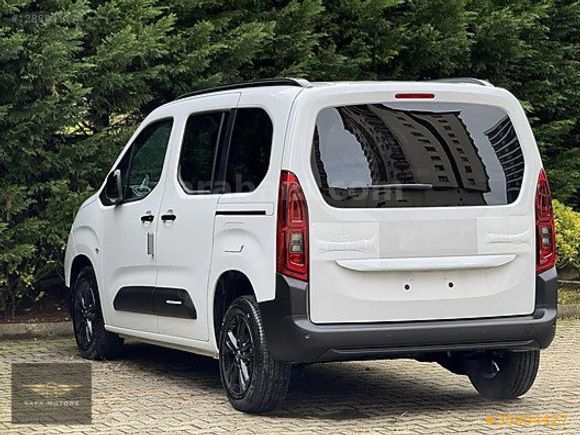 SAFA I %20 KDV CİTROEN BERLİNGO SIFIR 1.5 BLUEHDI PLUS 130HP