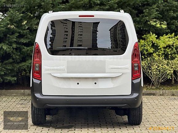 SAFA I %20 KDV CİTROEN BERLİNGO SIFIR 1.5 BLUEHDI PLUS 130HP