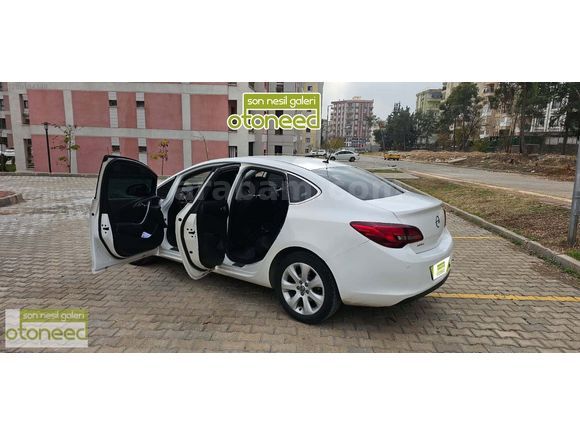 OPEL ASTRA 1.3 CDTİ EDİTİON PKET KM 201000