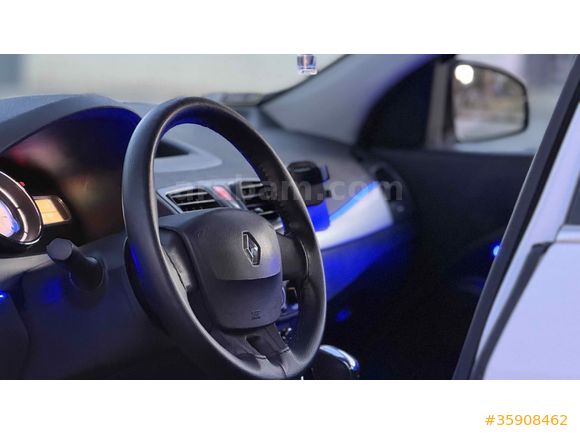 HATASIZ ARAYANLARA EKSTRALI AİLE ARACI FLUENCE İLANDA