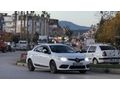 HATASIZ ARAYANLARA EKSTRALI AİLE ARACI FLUENCE İLANDA