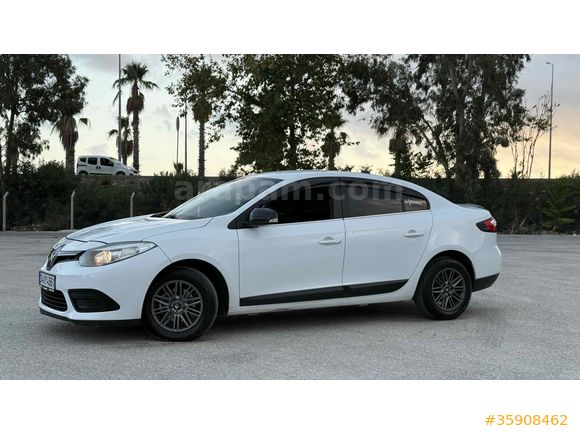 HATASIZ ARAYANLARA EKSTRALI AİLE ARACI FLUENCE İLANDA