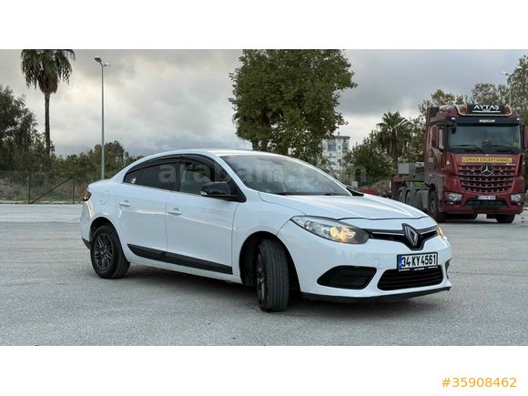 HATASIZ ARAYANLARA EKSTRALI AİLE ARACI FLUENCE İLANDA