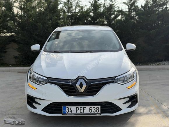 FULL YETKİLİ SERVİS BAKIMLI TESLA EKRANLI HATASIZ BOYASIZ MEGANE