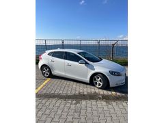 İlk Sahibinden-Bayandan-Volvo V40 D2 1.6 Premium 2015 Model -sigara içilmemiş, çok temiz