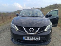 Sahibinden Nissan Qashqai 1.6 dCi Tekna Sky Pack 2014 Model