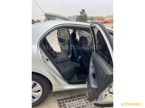 Sahibinden Toyota Corolla 1.4 D-4D Terra 2007 Model İzmir 204000 km Gri (Gümüş)