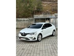 Renault Megane 1.3 TCe Joy Plus 2022 Model Servis Bakımlı 