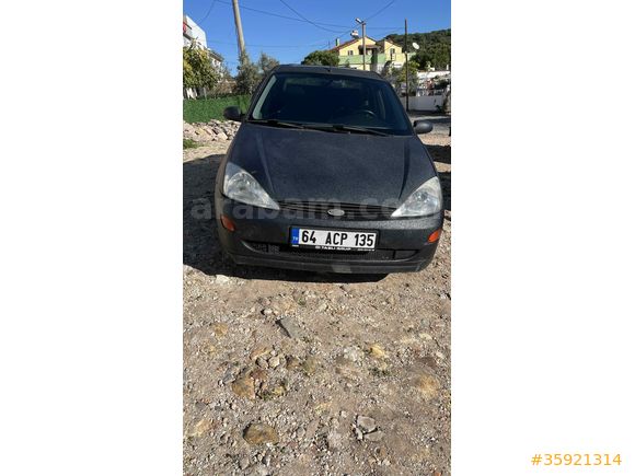 Sahibinden Ford Focus 2.0 Ghia 2001 Model 