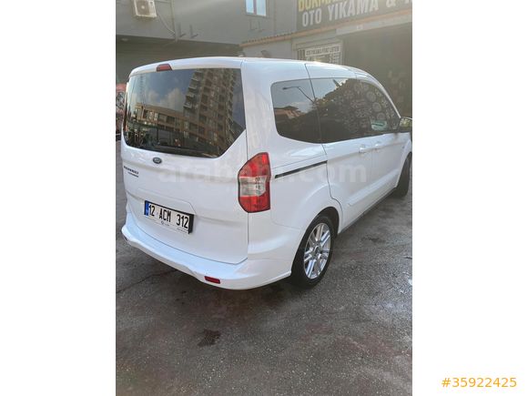 Sahibinden Ford Tourneo Courier 1.5 EcoBlue Titanium 2023 Model 