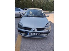 Sahibinden Renault Clio 1.6 Dynamique 2005 Model