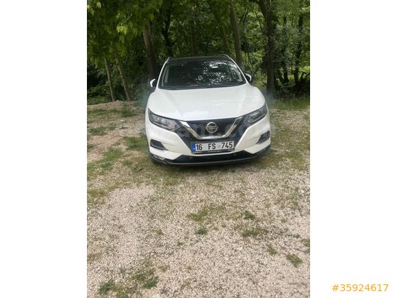 Sahibinden Nissan Qashqai 1.2 DIG-T Sky Pack 2018 Model Balıkesir 73.000 km Beyaz