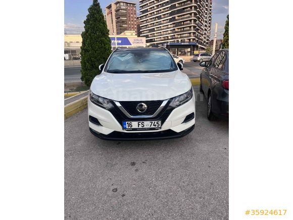 Sahibinden Nissan Qashqai 1.2 DIG-T Sky Pack 2018 Model Balıkesir 73.000 km Beyaz