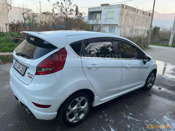 Sahibinden Ford Fiesta 1.4 TDCi Titanium 2011 Model 